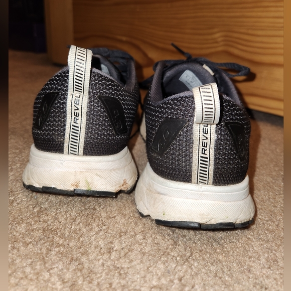 Brooks running shoes - Picture 2 of 6